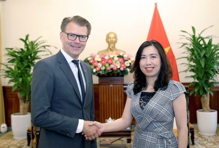 Thứ trưởng Bộ Ngoại giao Lê Thị Thu Hằng tiếp Đoàn Nghị sỹ Nghị viện châu Âu