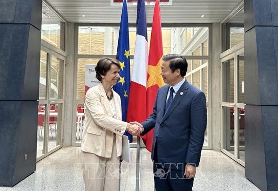 Phó Thủ tướng Trần Hồng Hà làm việc với Phó Tổng Giám đốc Cơ quan Phát triển Pháp
