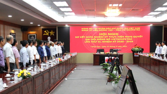 Đảng ủy Vietsovpetro sơ kết giữa nhiệm kỳ: Phát huy vai trò hạt nhân chính trị, lãnh đạo toàn diện mọi mặt hoạt động của Liên doanh