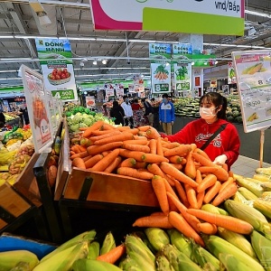 Nâng mức giảm trừ gia cảnh - Giảm “gánh nặng” cho người nộp thuế