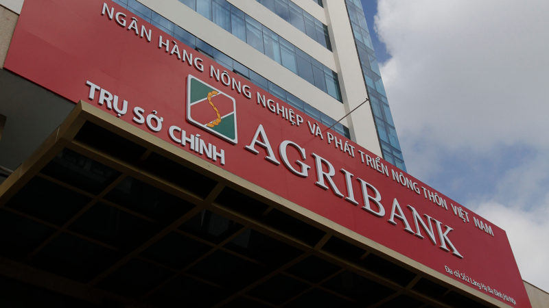 Tin ngân hàng ngày 26/6: Đầu tư hơn 15.000 tỷ đồng cho hoạt động chuyển đổi số