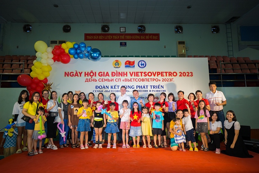Ngày hội Gia đình Vietsovpetro 2023 - Đoàn kết cùng phát triển Ngày hội Gia đình Vietsovpetro 2023 - Đoàn kết cùng phát triển