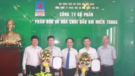 Chủ tịch Hội Dầu khí Việt Nam làm việc với Hội Dầu khí Nam Trung Bộ - Tây Nguyên