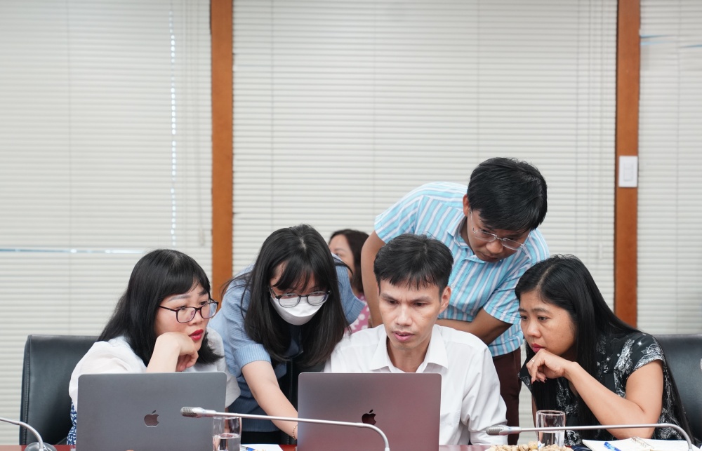 Chi bộ Nghiệp vụ tổ chức Hội thảo chuyên đề “Ai cũng dùng AI”