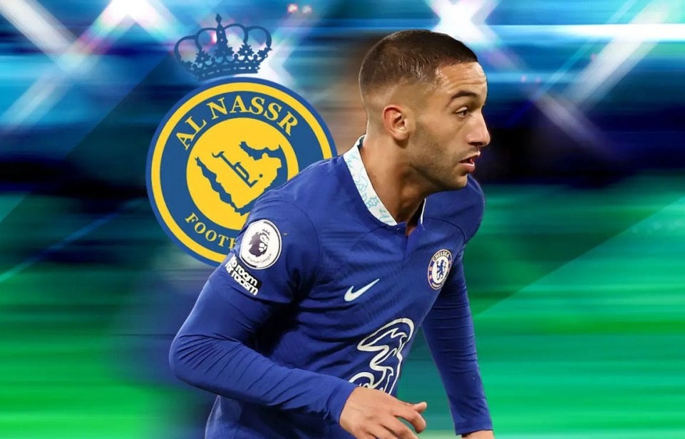 Hakim Ziyech lại gặp "vận đen"