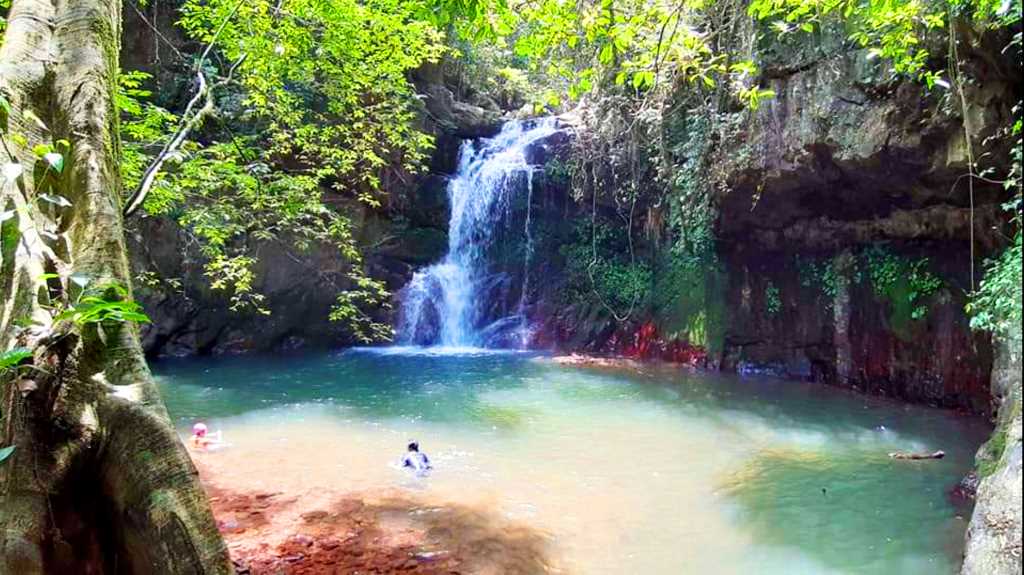 Xu hướng camping "tránh nóng" ở các không gian xanh mát