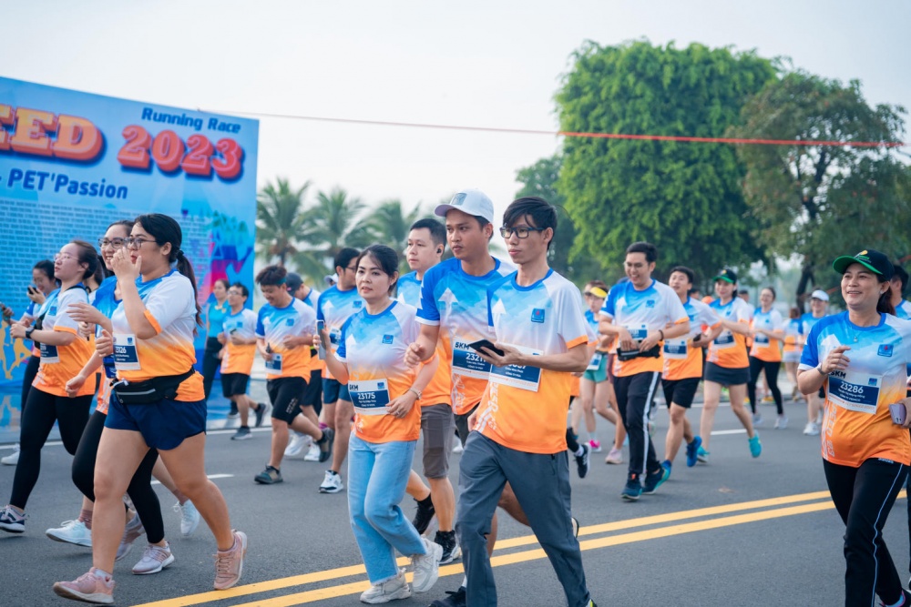 Sôi nổi giải chạy PET’SPEED 2023