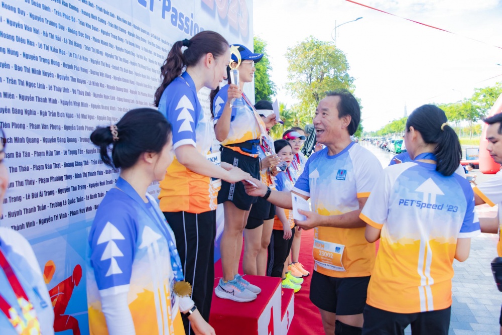 Sôi nổi giải chạy PET’SPEED 2023