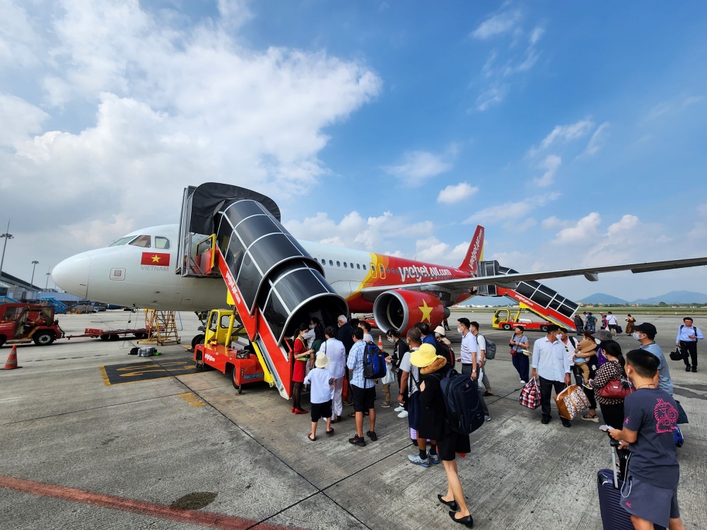 Vietjet yêu chiều vé giảm đến 77%, hè thật phiêu!