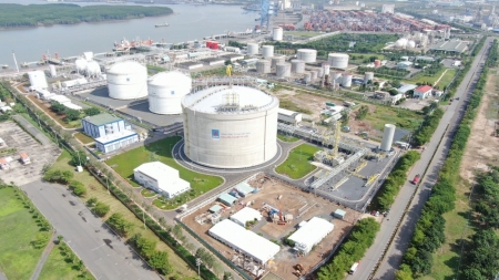 Cận cảnh kho cảng LNG “lịch sử” của Việt Nam