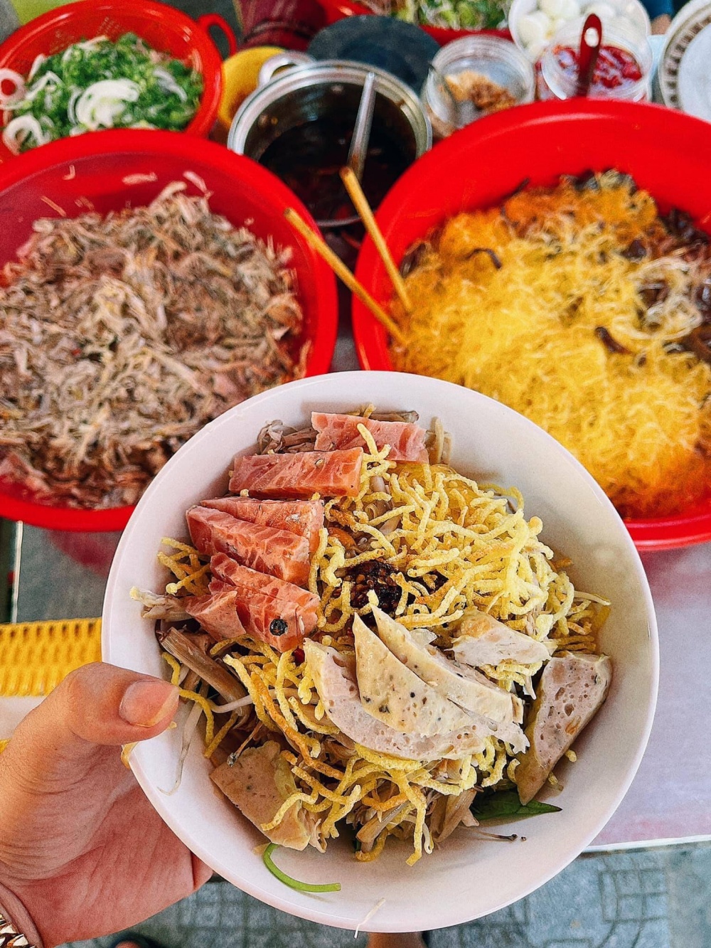 Bún trộn xứ Huế