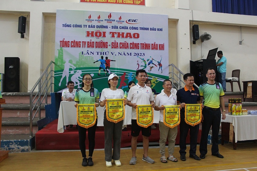 Sôi nổi Hội thao truyền thống PVMR lần thứ V Sôi nổi Hội thao truyền thống PVMR lần thứ V