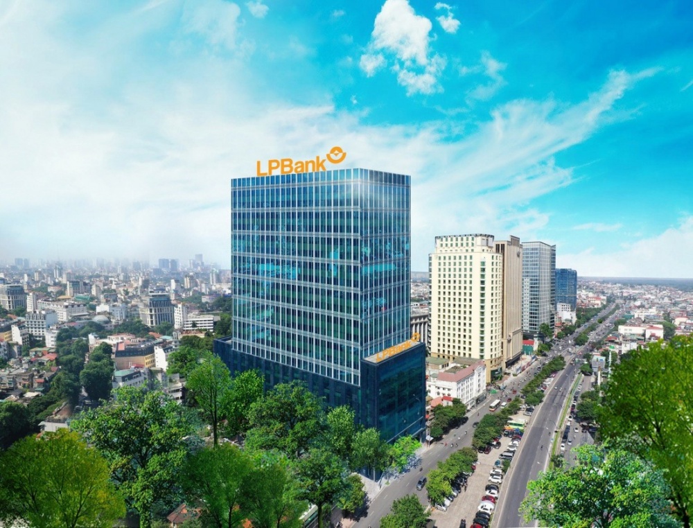 LPBank bán 