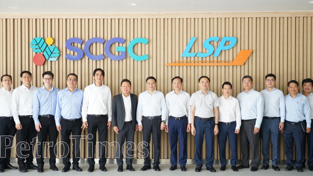 Lãnh đạo Petrovietnam thăm Tổ hợp hóa dầu Long Sơn và khảo sát khu vực dự kiến đầu tư dự án tại Long Sơn Lãnh đạo Petrovietnam thăm Tổ hợp hóa dầu Long Sơn và khảo sát khu vực dự kiến đầu tư dự án tại Long Sơn