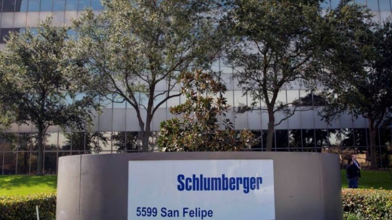 Công ty dịch vụ dầu mỏ lớn nhất thế giới tạm ngừng giao dịch với Nga