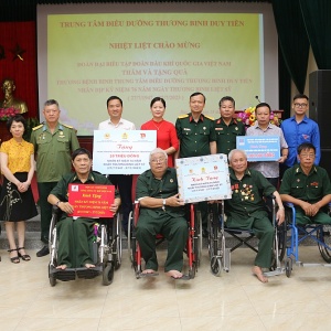 Đoàn công tác Petrovietnam tri ân người có công tại tỉnh Thái Bình và Hà Nam Đoàn công tác Petrovietnam tri ân người có công tại tỉnh Thái Bình và Hà Nam