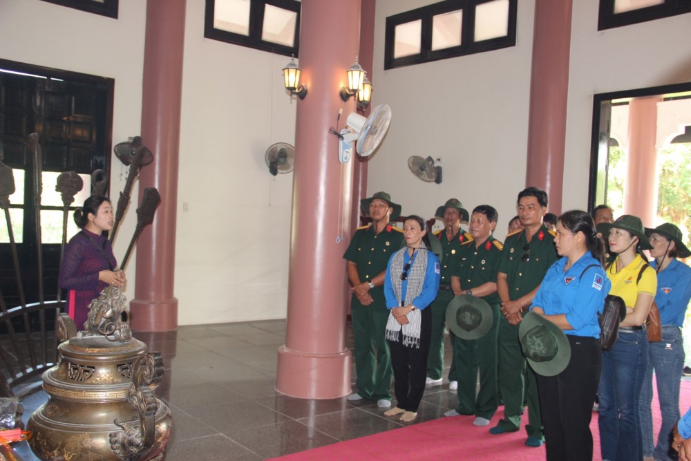 Hội CCB và Đoàn Thanh niên DQS tổ chức Chương trình về nguồn nhân kỉ niệm 76 năm Ngày Thương binh - Liệt sĩ 27/7