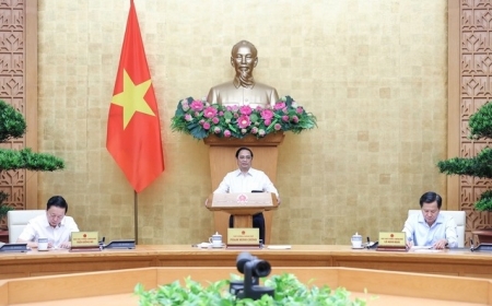 Thủ tướng Phạm Minh Chính chủ trì phiên họp Chính phủ chuyên đề pháp luật tháng 7/2023