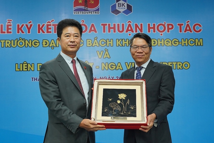 Vietsovpetro tăng cường mối quan hệ hợp tác với Trường Đại học Bách Khoa TP HCM