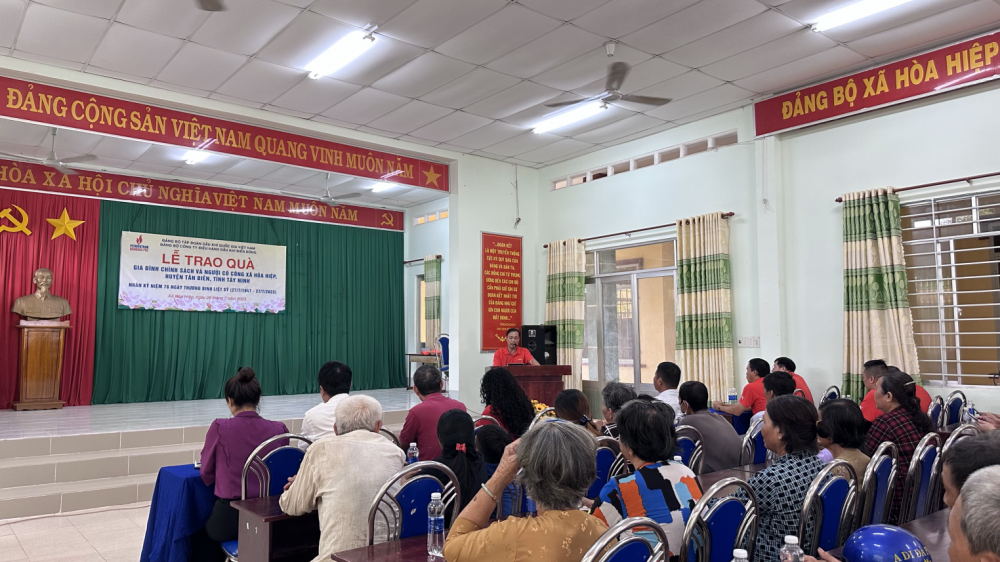Đảng bộ BIENDONG POC tổ chức an sinh xã hội, về nguồn nhân Ngày Thương binh - Liệt sỹ Đảng bộ BIENDONG POC tổ chức an sinh xã hội, về nguồn nhân Ngày Thương binh - Liệt sỹ