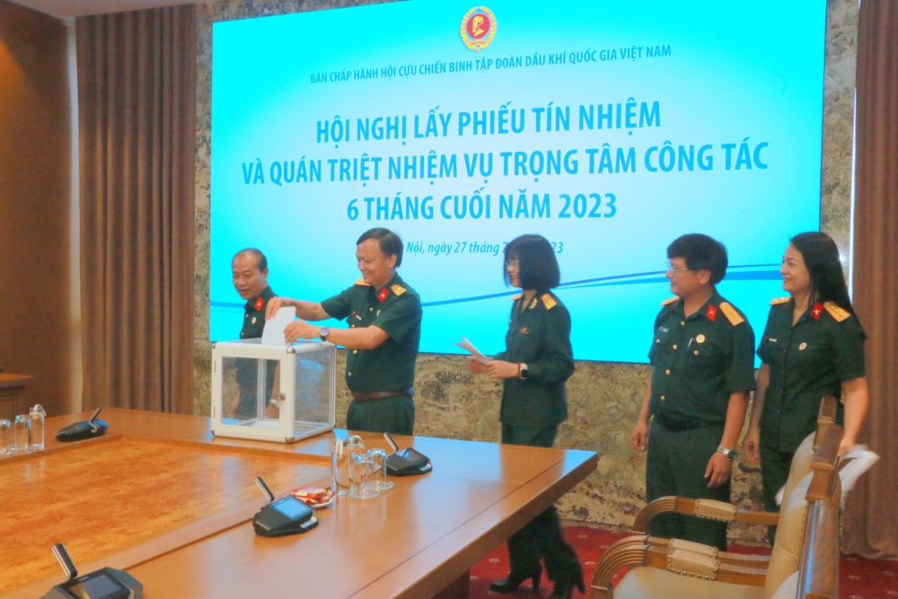 Ban Chấp hành Hội CCB Tập đoàn lấy phiếu tín nhiệm cán bộ, triển khai nhiệm vụ 6 tháng cuối năm 2023