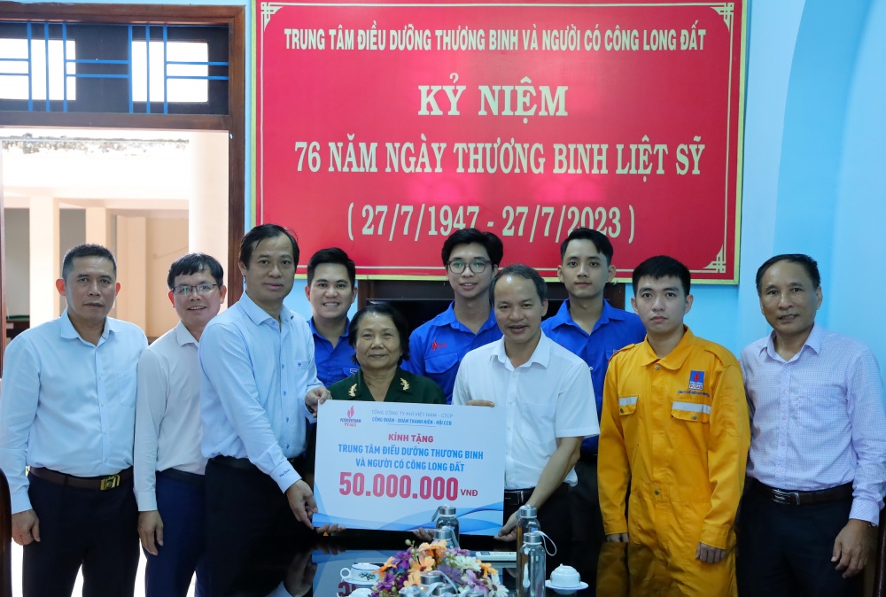 Đoàn PV GAS thăm, động viên tinh thần các thương, bệnh binh tại Trung tâm Điều dưỡng Thương binh và người có công Long Đất (thị trấn Long Hải, huyện Long Điền, tỉnh BR-VT)