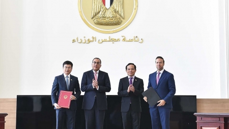 Phó Thủ tướng Trần Lưu Quang hội đàm với Thủ tướng Ai Cập Mostafa Madbouly