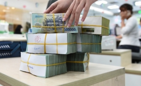 Thủ tướng yêu cầu tiếp tục giảm lãi suất cho vay