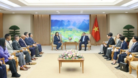 Thủ tướng Phạm Minh Chính tiếp đoàn quan chức và doanh nghiệp bang California, Hoa Kỳ