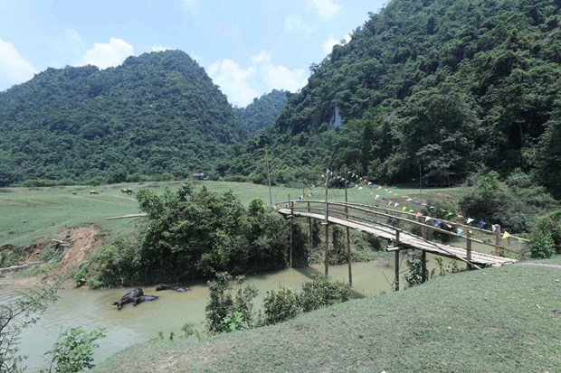 Hấp dẫn thảo nguyên Đồng Lâm Xứ Lạng