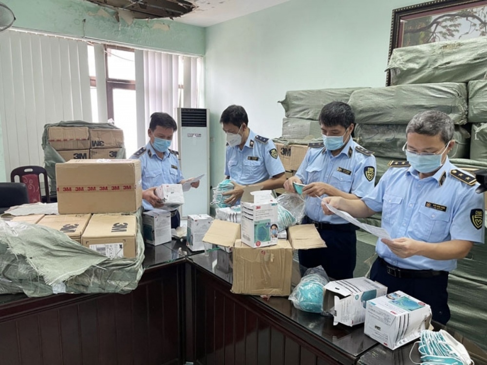 Trong 7 tháng, Hải quan xử lý hơn 9.800 vụ vi phạm, nộp ngân sách 331 tỷ đồng