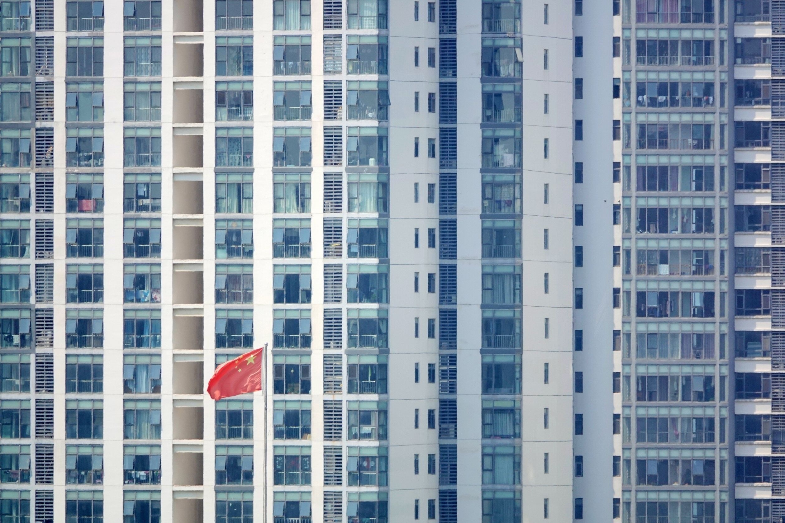 Các nước lo lạm phát, Trung Quốc lại lo giảm phát - 1