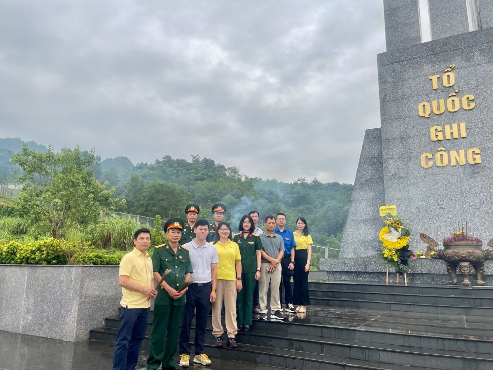 PETROCONs: Hành trình tưởng niệm các anh hùng liệt sĩ Trung đoàn 52 Tây Tiến anh hùng
