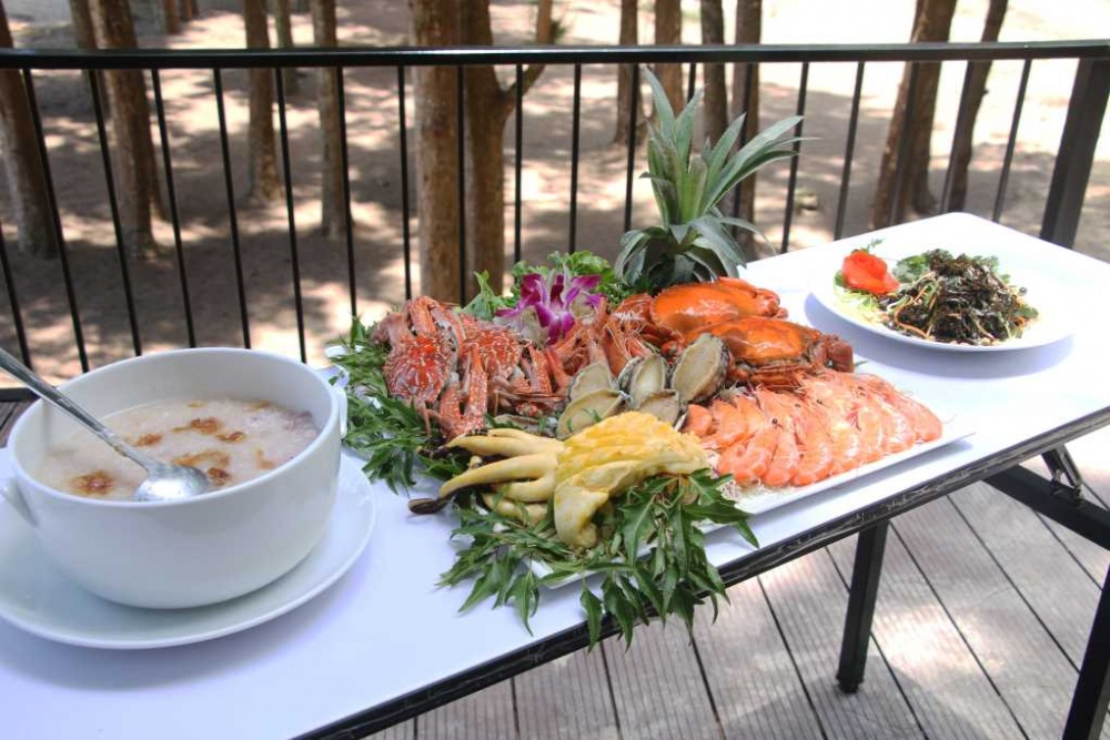 Khám phá đảo ngọc Cái Chiên (Quảng Ninh) Khám phá đảo ngọc Cái Chiên (Quảng Ninh)