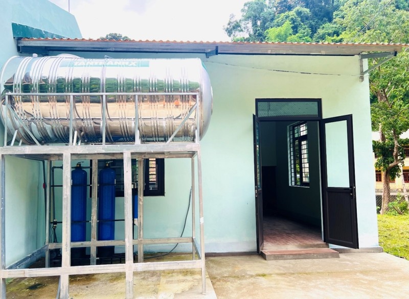 Công đoàn Vietsovpetro trao tặng nhà ăn và bếp nấu ăn trường học tại Nghệ An Công đoàn Vietsovpetro trao tặng nhà ăn và bếp nấu ăn trường học tại Nghệ An
