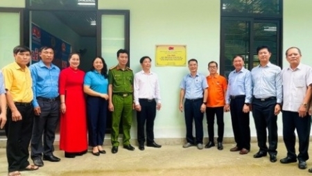 Công đoàn Vietsovpetro trao tặng nhà ăn và bếp nấu ăn trường học tại Nghệ An