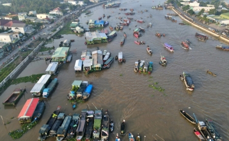 Hiến kế để chợ nổi không... chìm