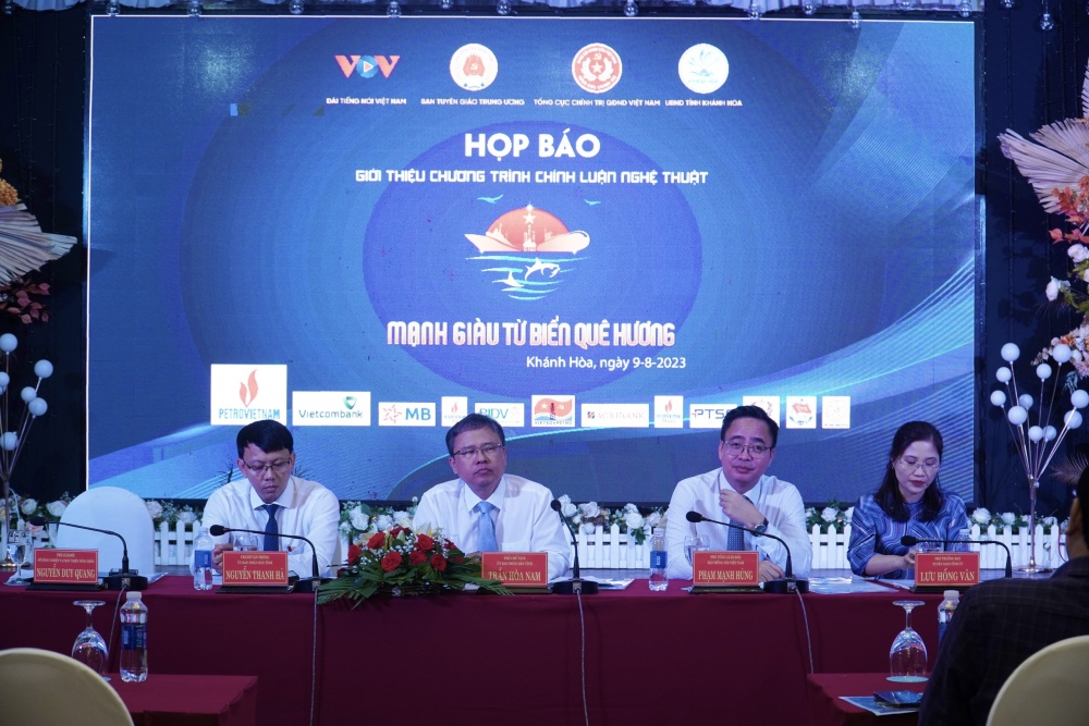 Petrovietnam và các đơn vị thành viên đồng hành cùng chương trình nghệ thuật “Mạnh giàu từ biển quê hương”