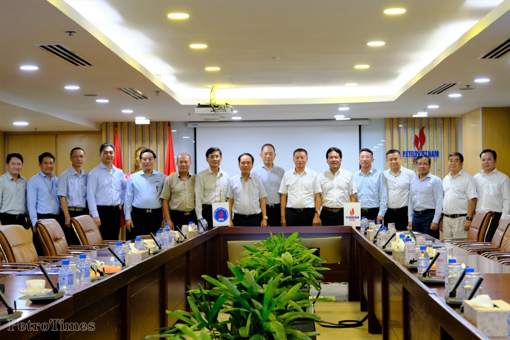 Hội Dầu khí Việt Nam ký kết thoả thuận hợp tác với PVOIL