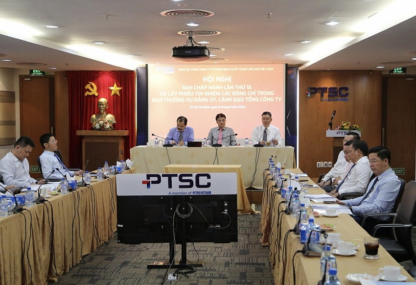 Đoàn chủ tịch chủ trì Hội nghị Đoàn chủ tịch chủ trì Hội nghị