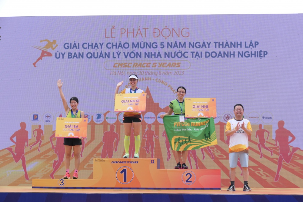 Vận động viên Nguyễn Thị Minh Hiền - Tổng Công ty Phân bón và Hóa chất Dầu khí (PVFCCo) đạt giải Nhì nội dung 5 km nữ; vận động viên Vương Thị Bốn - Công ty Cổ phần Phân bón Dầu khí Cà Mau (PVCFC) đạt giải Ba nội dung 5 km nữ.