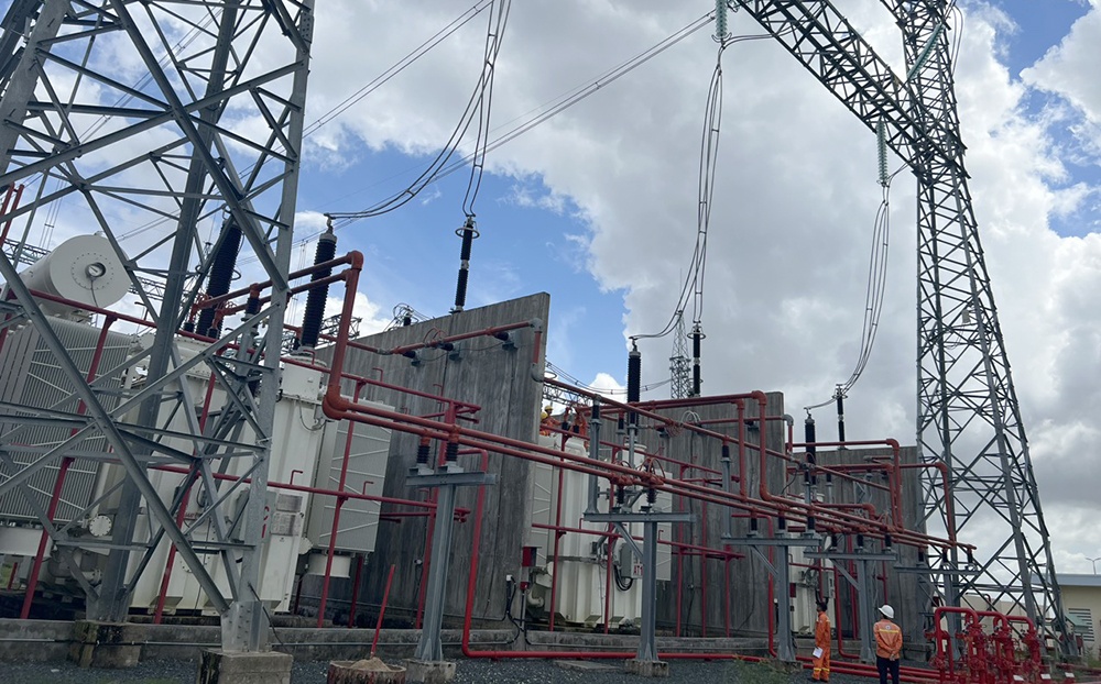 SPMB đóng điện công trình Lắp máy biến áp 500/220kV Long Phú