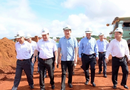 Chủ tịch Ủy ban QLVNNTDN Nguyễn Hoàng Anh làm việc với Công ty Nhôm Lâm Đồng