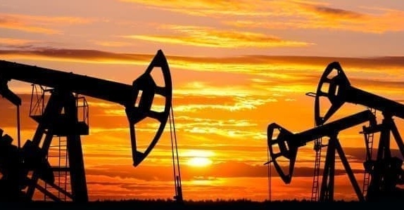 Bùng nổ dầu mỏ ở châu Phi: Thịnh vượng hay bẫy nợ?