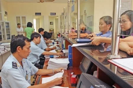 Hải quan TP HCM dừng làm thủ tục xuất nhập khẩu hàng hóa với loạt doanh nghiệp nợ thuế