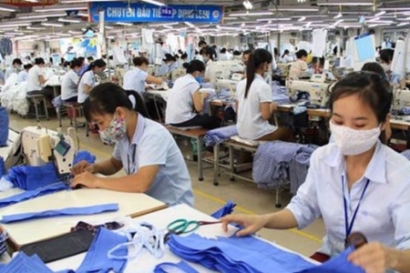 Tin ngân hàng ngày 24/8: Tìm giải pháp khơi thông vốn tín dụng cho doanh nghiệp