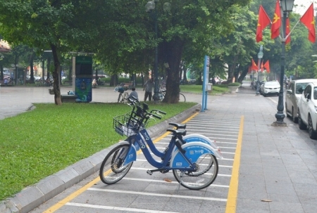 Hà Nội chính thức ra mắt dịch vụ xe đạp công cộng