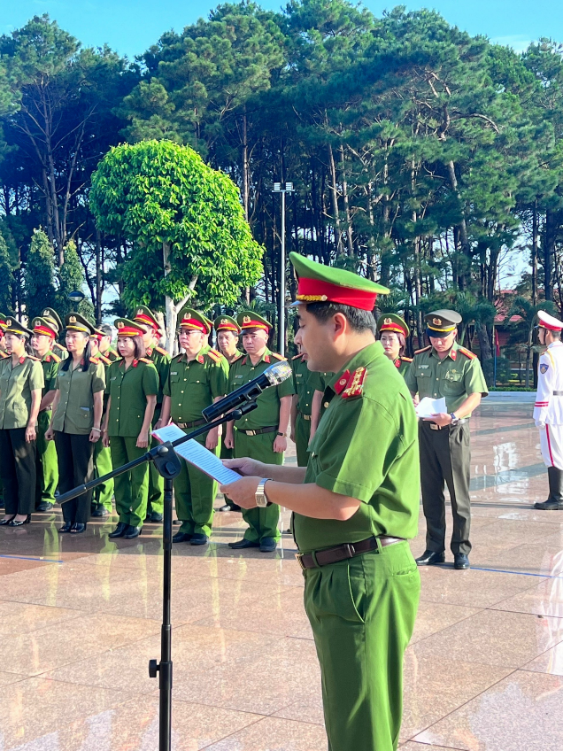 Công an quận Bắc Từ Liêm tổ chức đợt sinh hoạt chính trị về nguồn tại tỉnh Tây Nguyên
