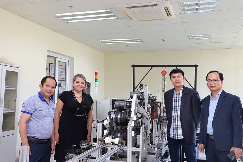 PVU trao đổi hợp tác với Đại học Montpellier - Pháp