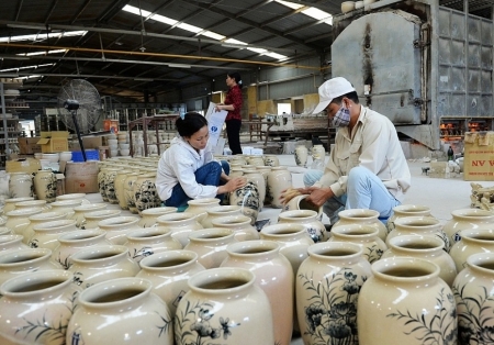 Làng nghề xanh hóa nhờ công nghệ